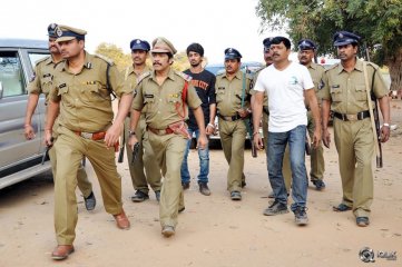 Love K Run Movie Stills 